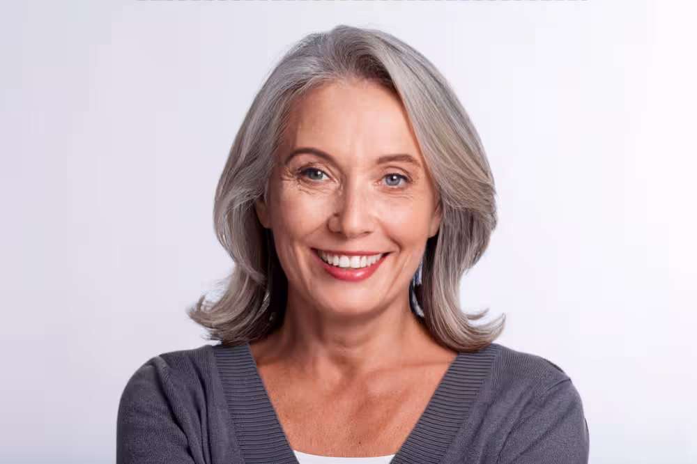 woman with straight teeth